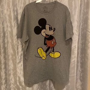 Disney Mickey Mouse Character T-Shirt Adult Size XL🔥
